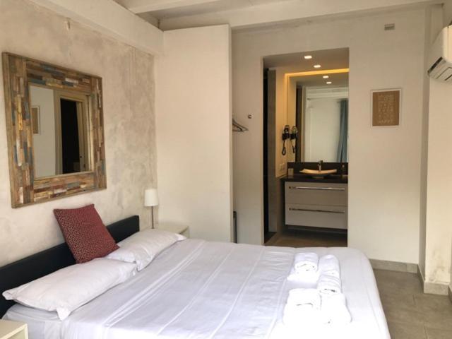 The Edwards Suites Сен-Тропе Экстерьер фото